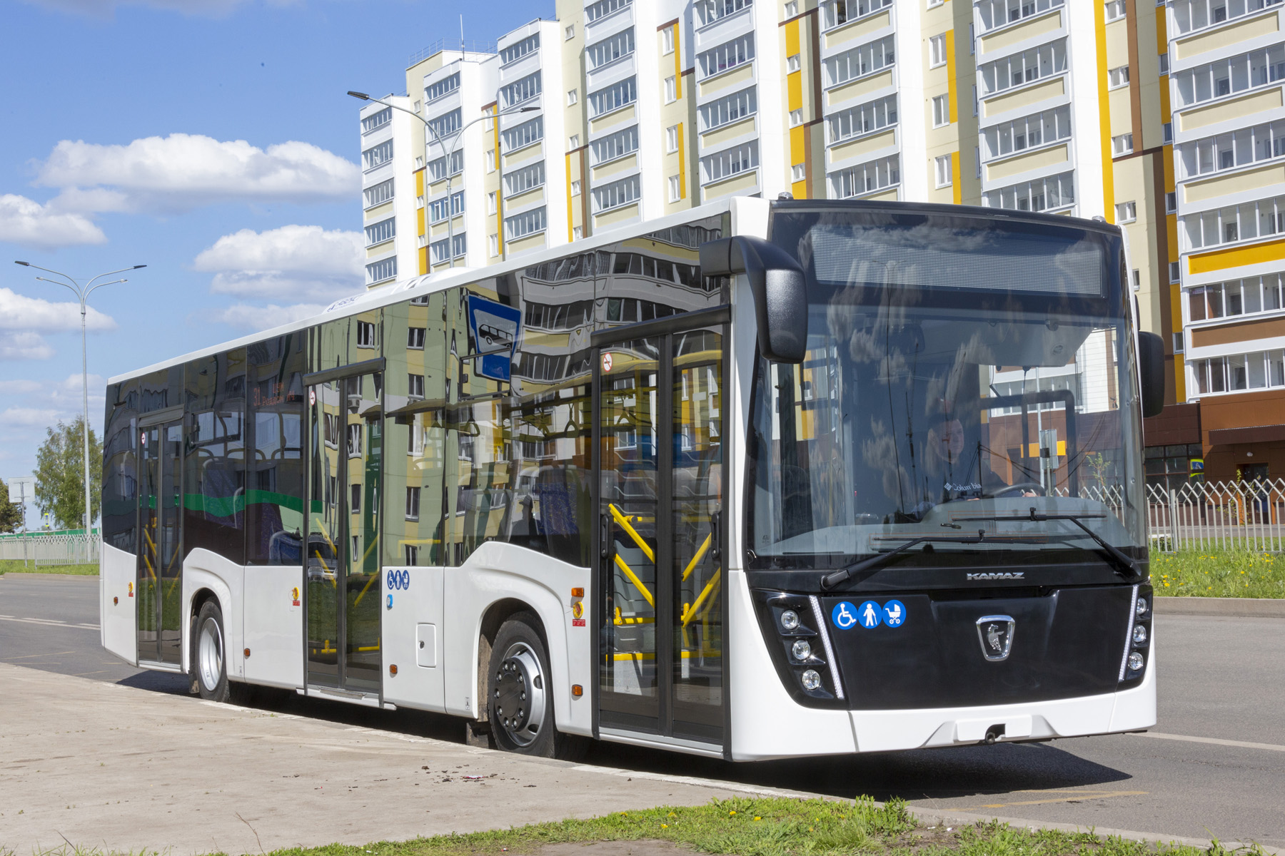 Автобус НЕФАЗ-5299-0000030-52